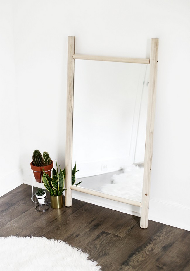  easy Dowel Mirror