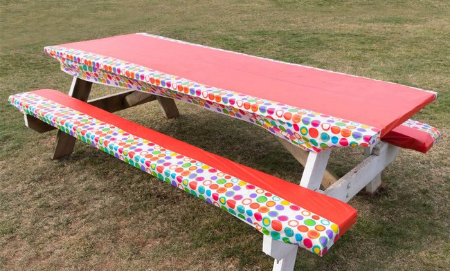 DIY picnic table with cushioned seats