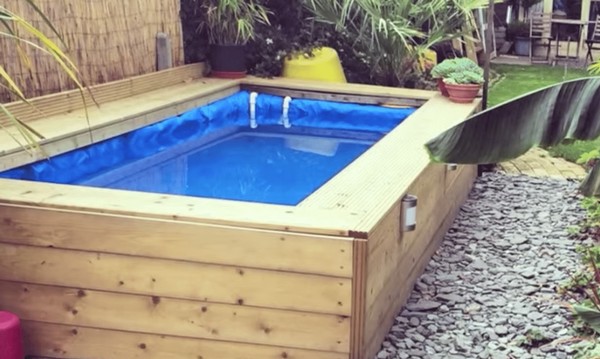 How To Make A Hay Bale Swimming Pool