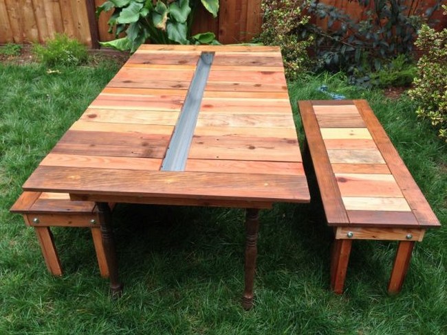 Picnic Table With Planter