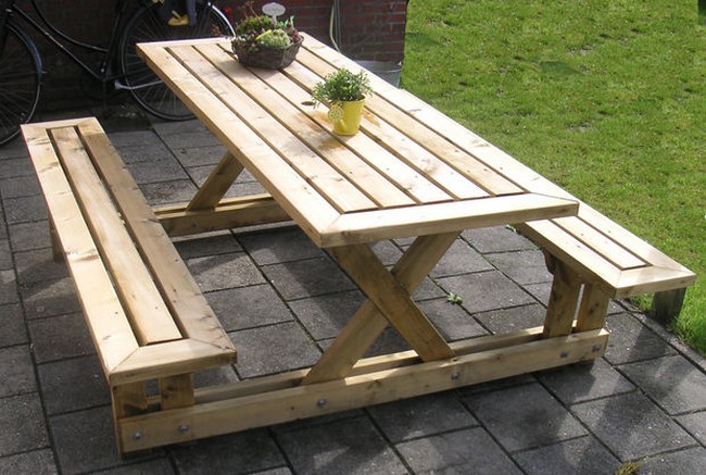 The Easy Step-In Picnic Table
