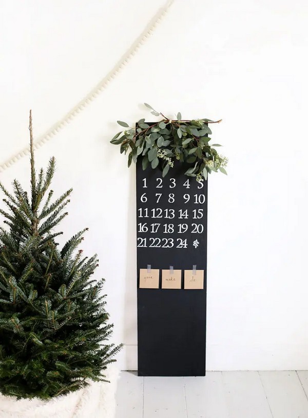 Chalkboard Advent counter