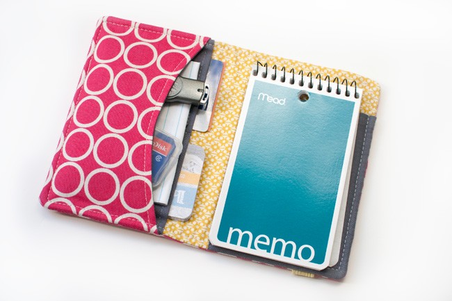 Memo and organizer wallet