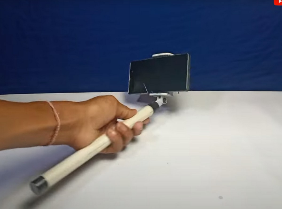 DIY Selfie Stick