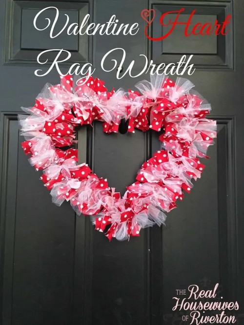 DIY Valentine Heart Rag Wreath
