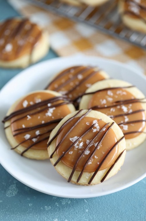 Salted Caramel Shortbread Cookies
