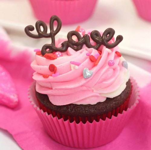 Sweet Love Valentines Day Cupcakes