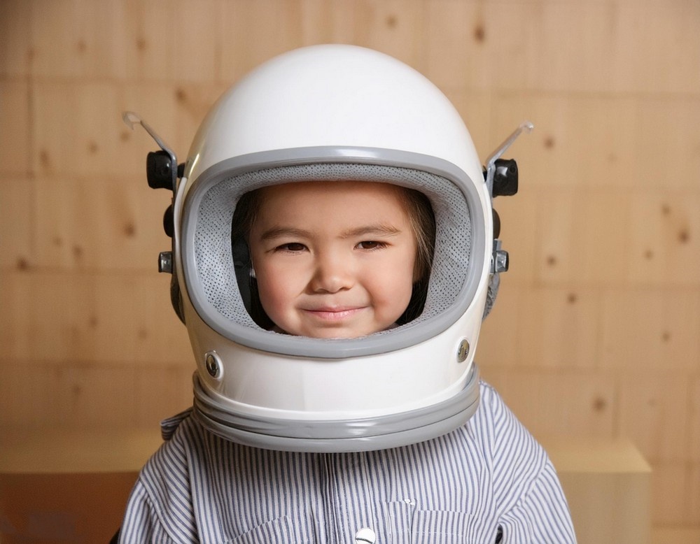 DIY Child's Space Helmet 1