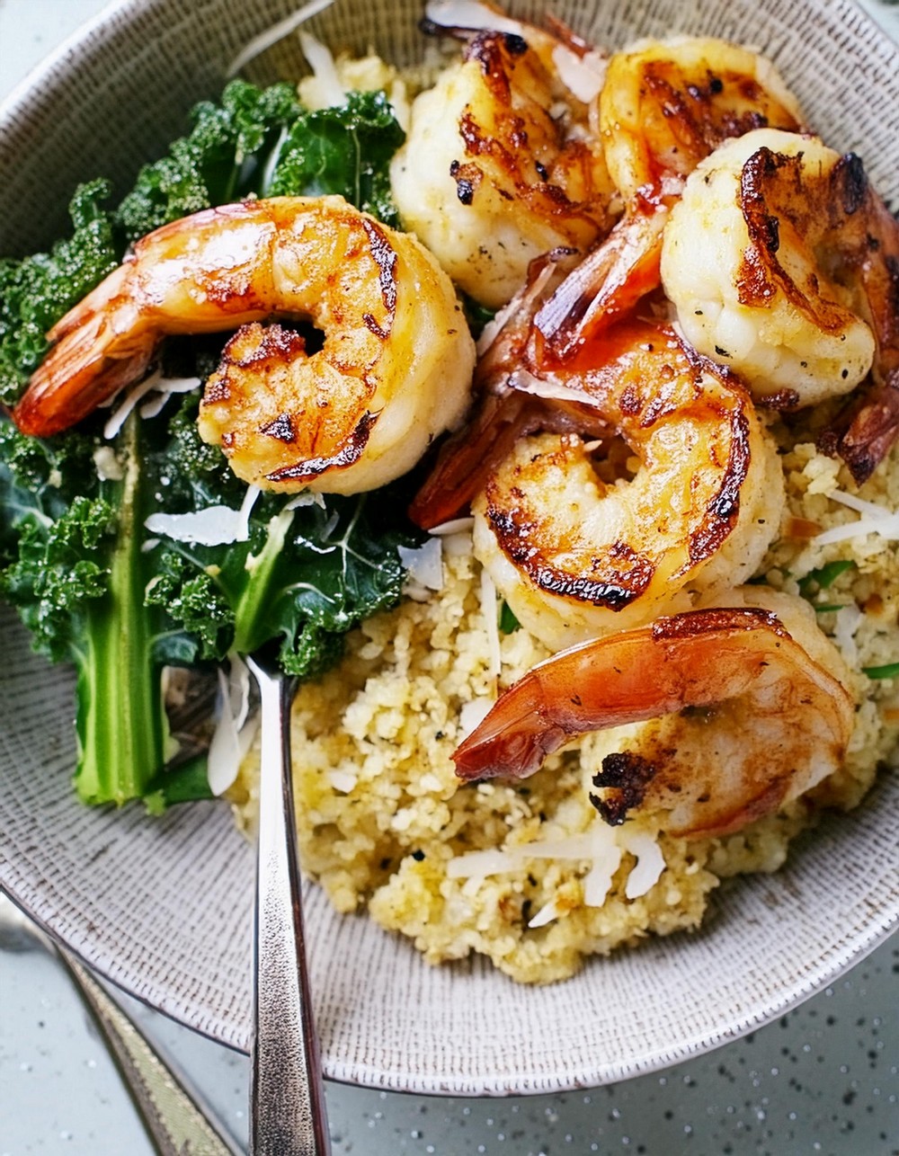 Spicy Shrimp Bowls With Parmesan Quinoa And Garlic Kale 2