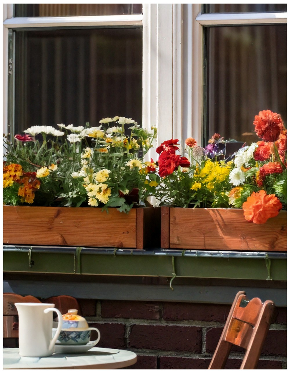 Clean Lines Window Box