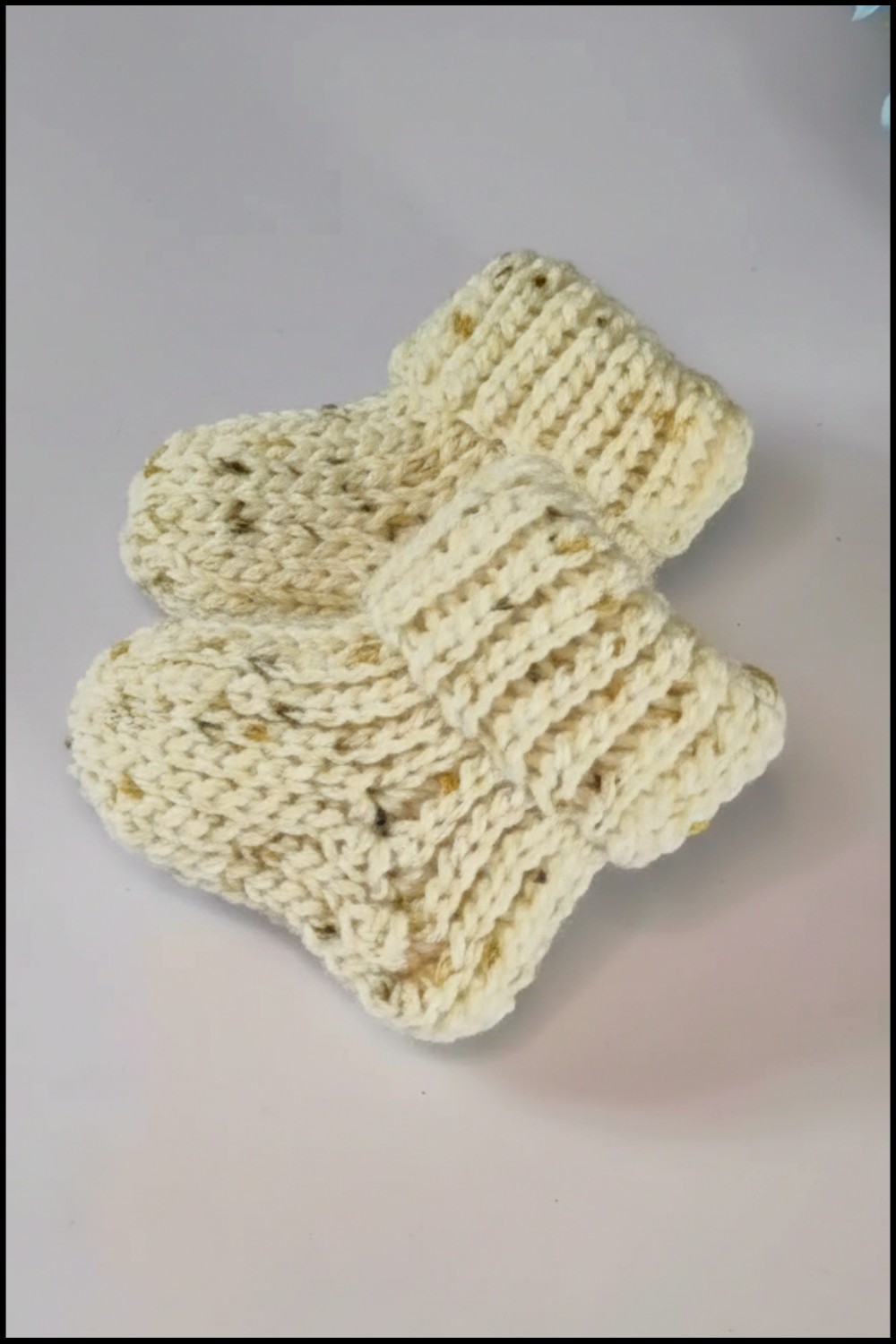 Crochet Baby Socks Pattern 1