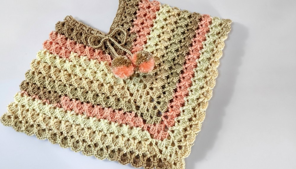 Crochet Easy Poncho Pattern 1