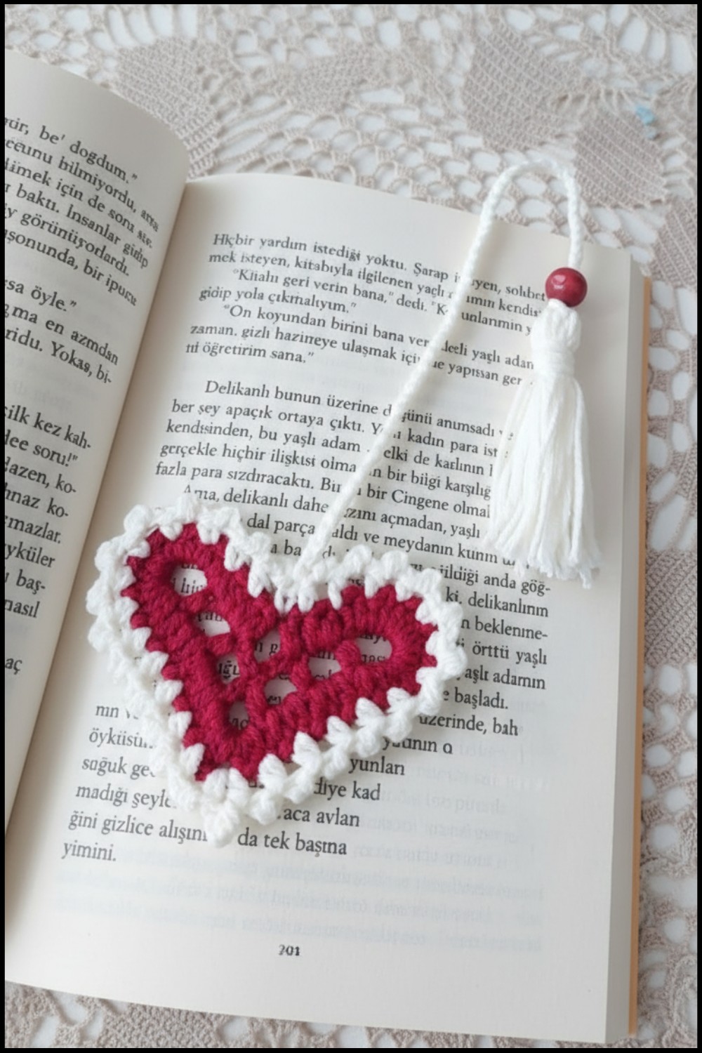 Crochet Heart Bookmark Pattern 10