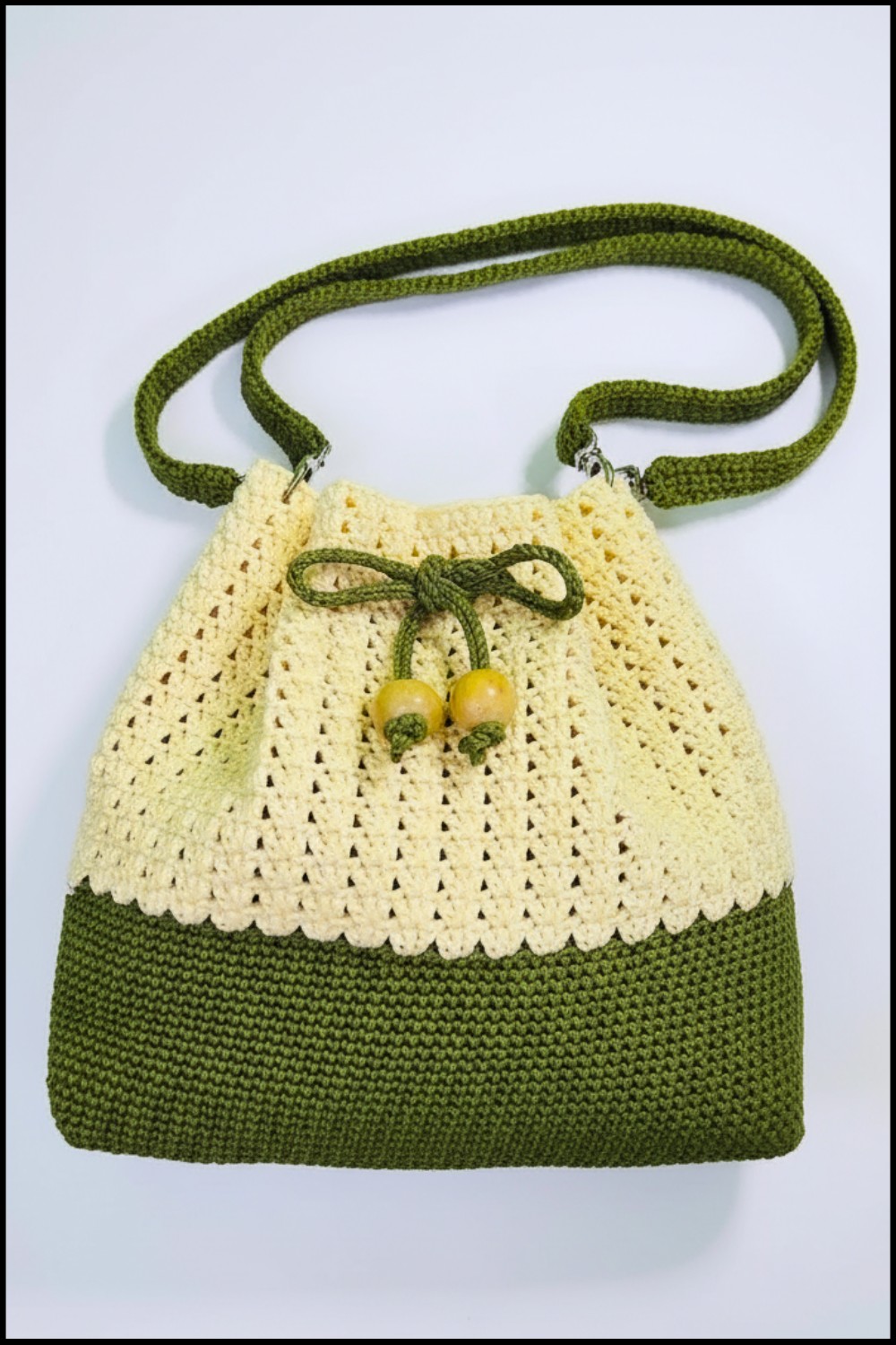 Easy & Beautiful Crochet Drawstring Bag Tutorial 1