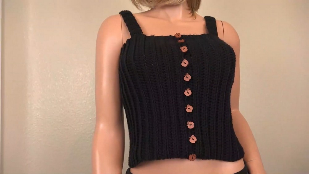 Easy Crochet Crop Top Free Pattern to Beat the Heat