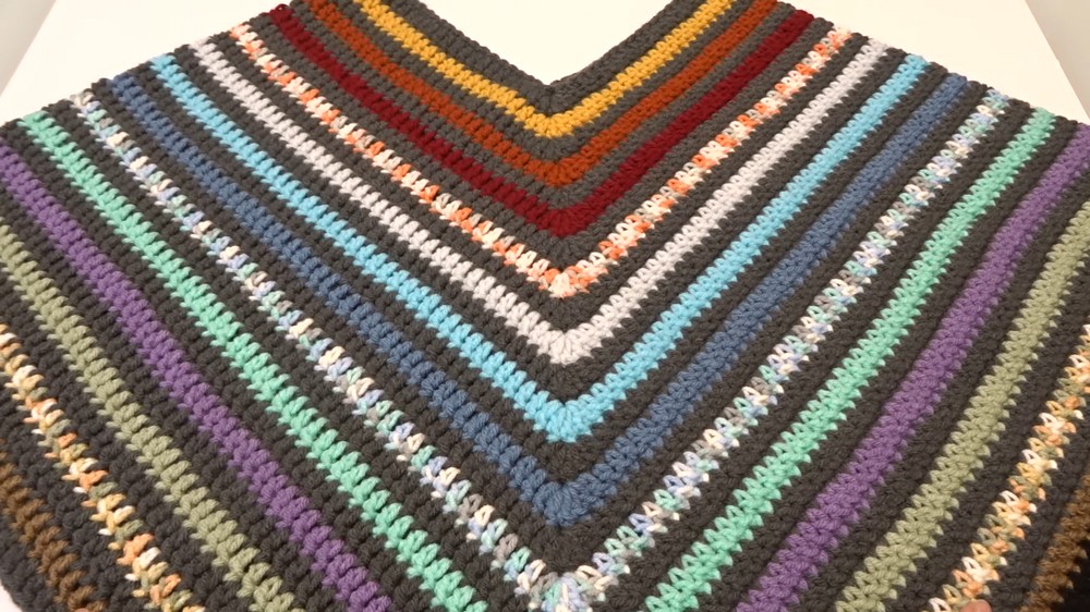 Free Crochet Colorful Poncho Pattern for Everyday Wear