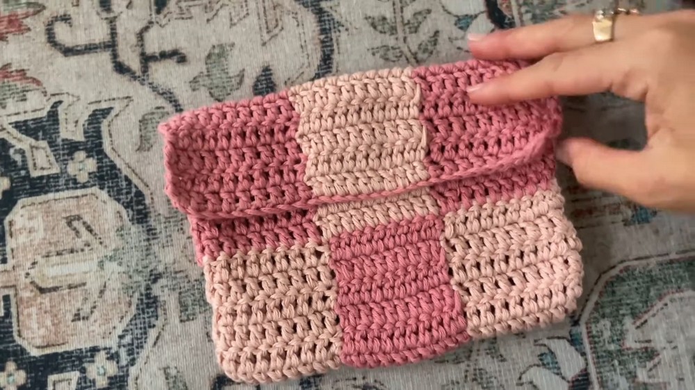 Free Pattern Crochet Book Cover for Daily Use