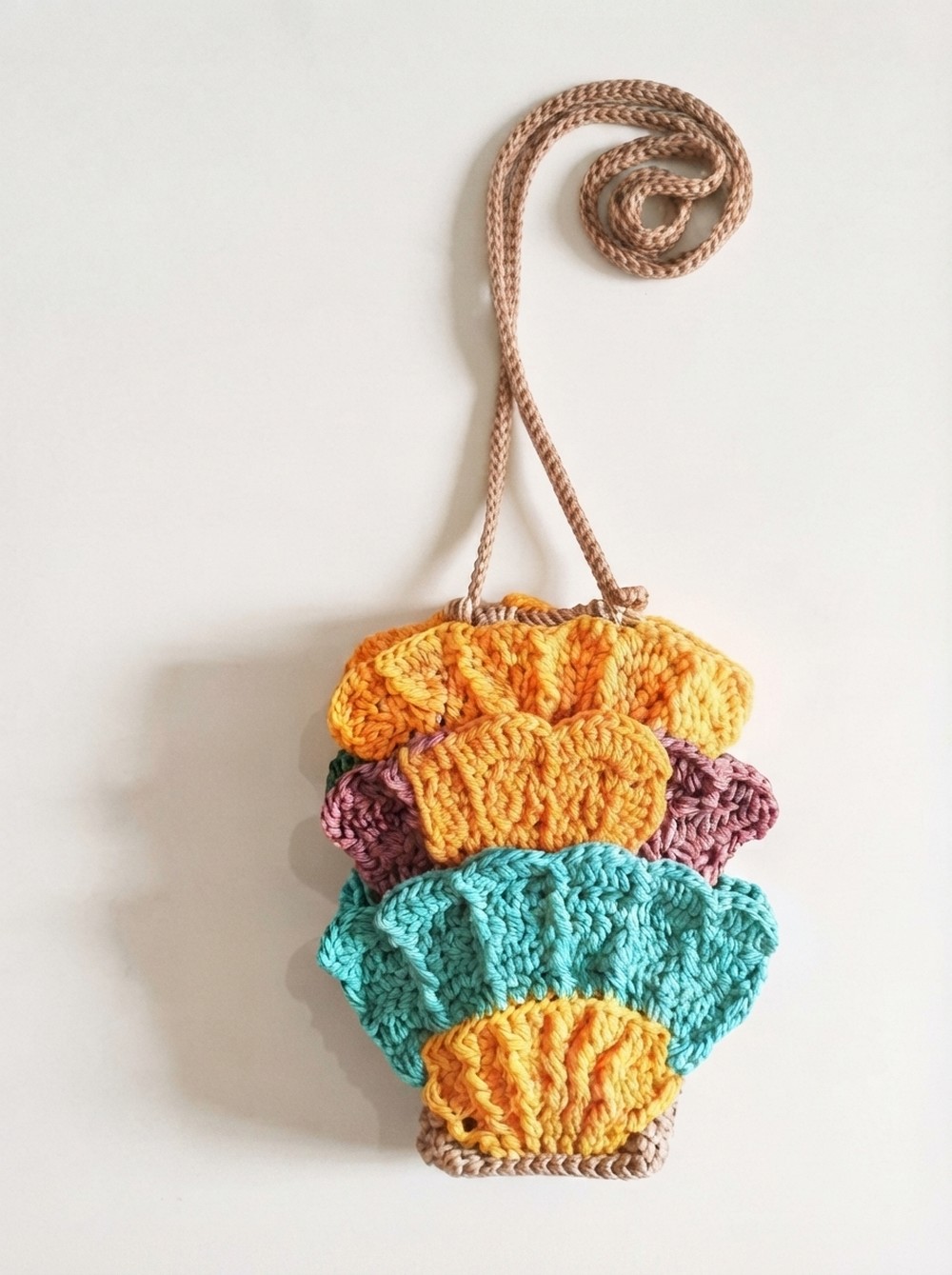 Crochet Beautiful Seashell Bag Pattern 1