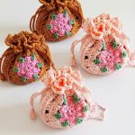 Crochet Pouch Bag Pattern 1