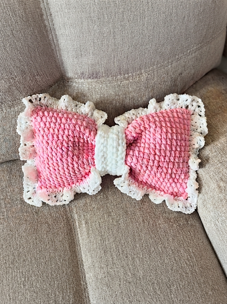 Bow Cushion