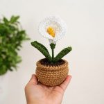 Mini-Crochet-Calla-Lily-in-a-Pot-🌸🪴-Easy-Step-by-Step-Tutorial-10-300x300