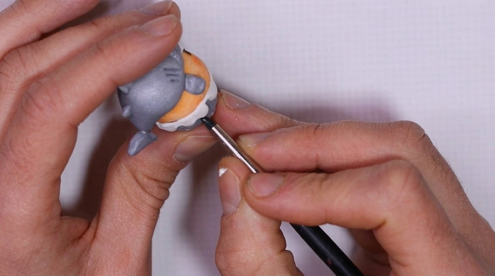 Adorable DIY Kawaii Shark Cupcake Figure (2)