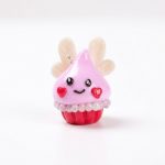 How to Make a Sweet Polymer Clay Meringue Cupcake (5)